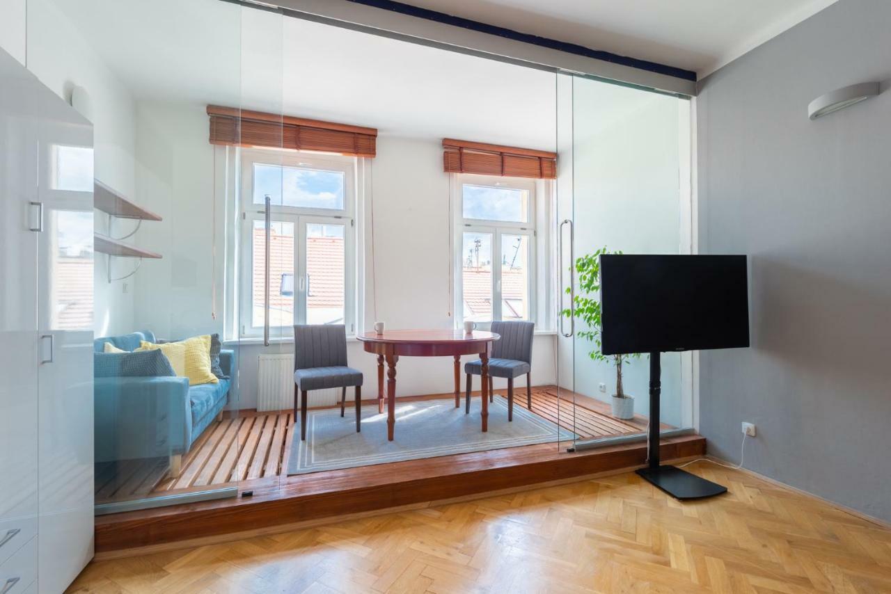 Modern Apartment Few Steps From Centre Praga Exterior foto