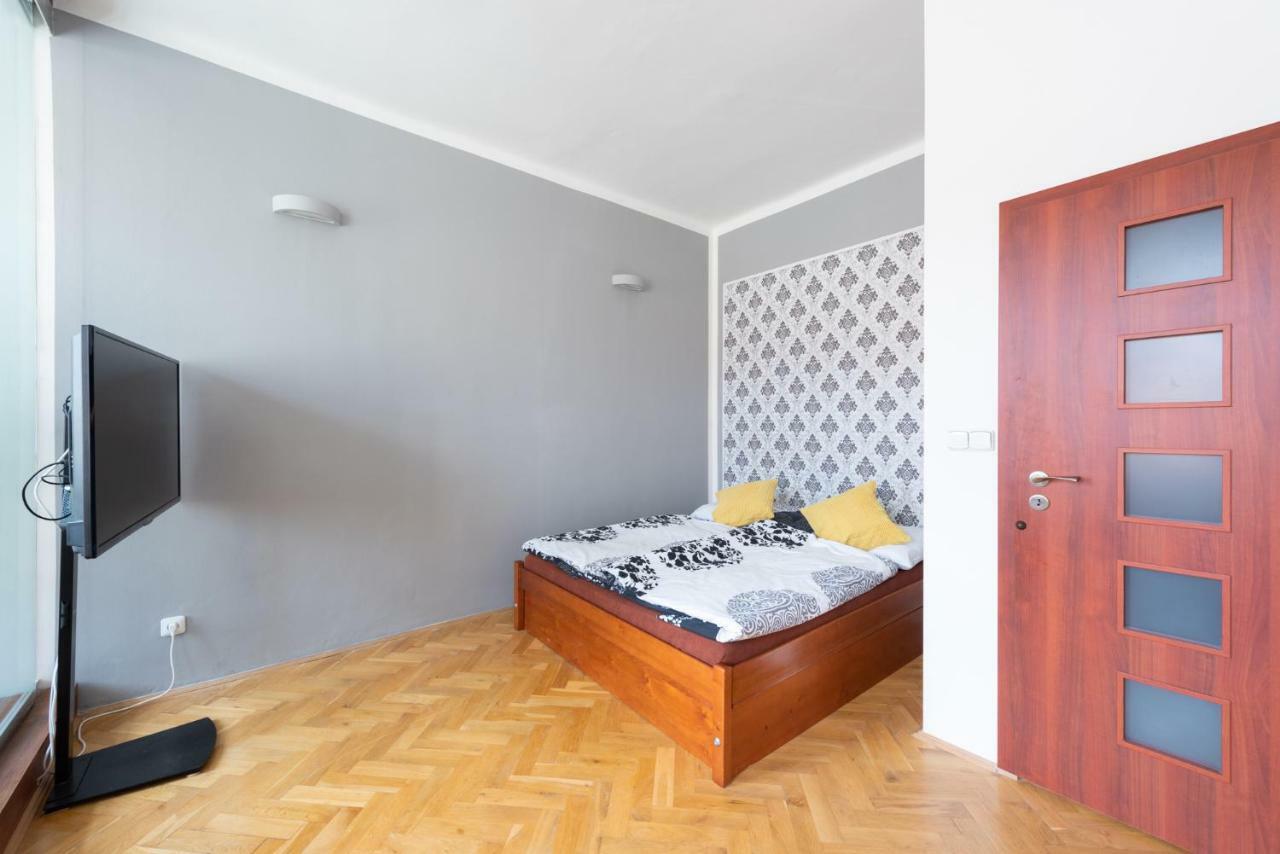 Modern Apartment Few Steps From Centre Praga Exterior foto